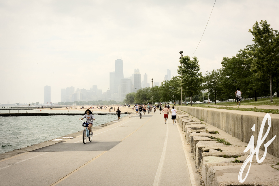 bikers and joggers on the chicago running path
